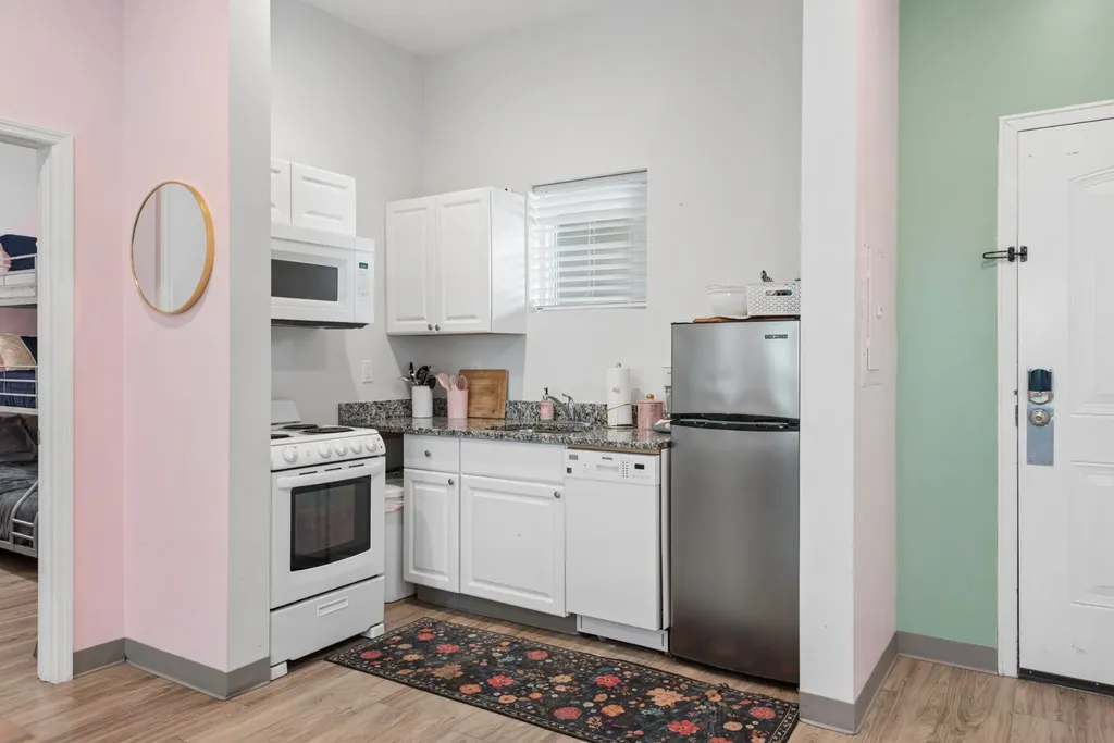 941 Main Street Nashville TN 37206