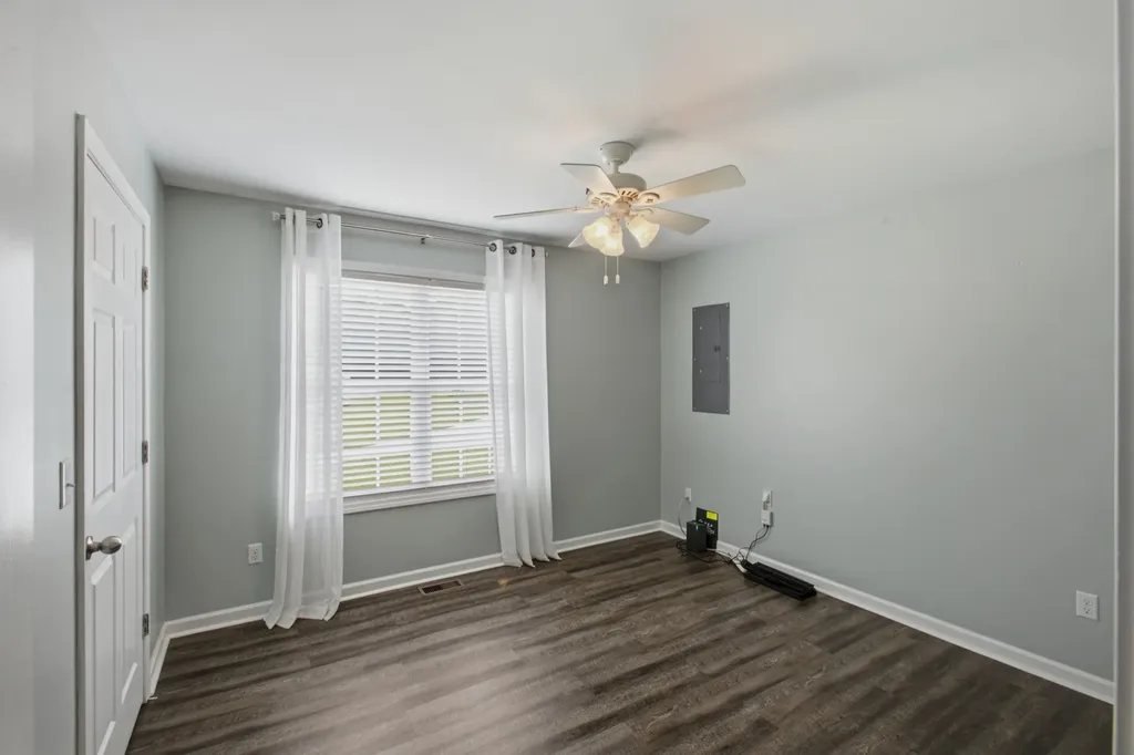 212 Pine Hill Drive Waverly TN 37185