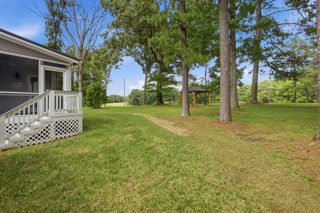 212 Pine Hill Drive Waverly TN 37185