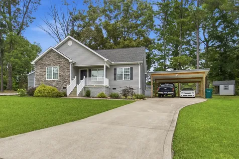 212 Pine Hill Drive Waverly TN 37185