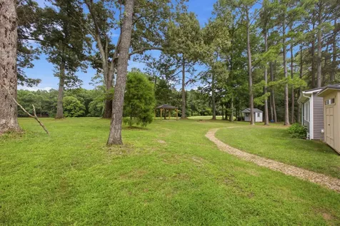 212 Pine Hill Drive Waverly TN 37185