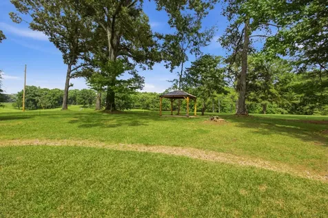212 Pine Hill Drive Waverly TN 37185