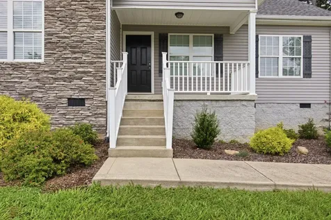 212 Pine Hill Drive Waverly TN 37185