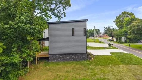 3008 Henderson Avenue, NW Cleveland TN 37312