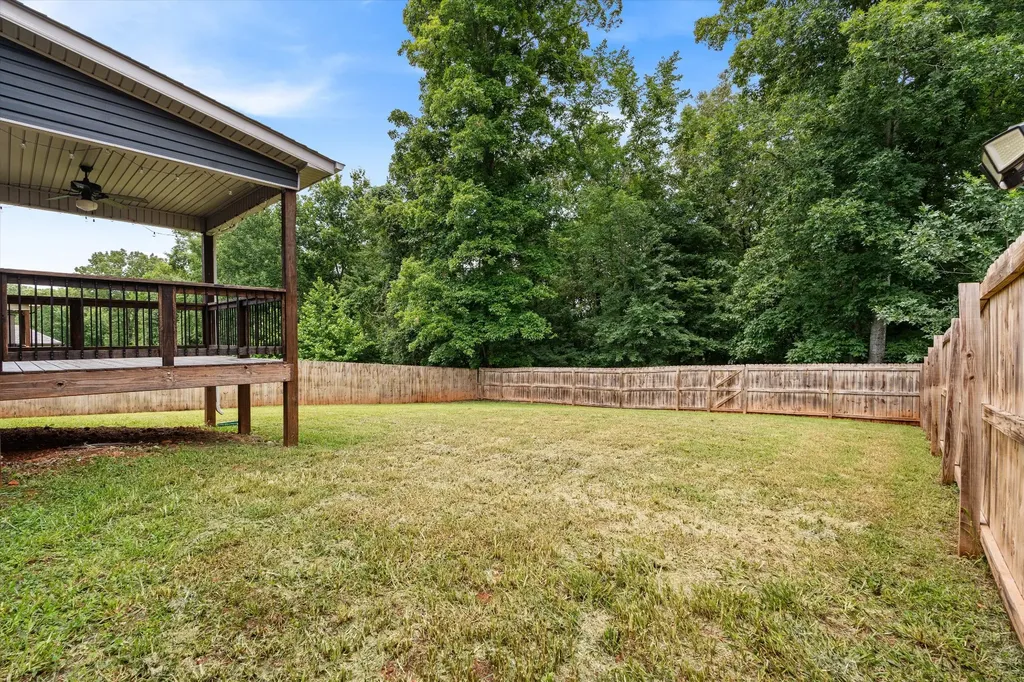 1792 Rains Road Clarksville TN 37042