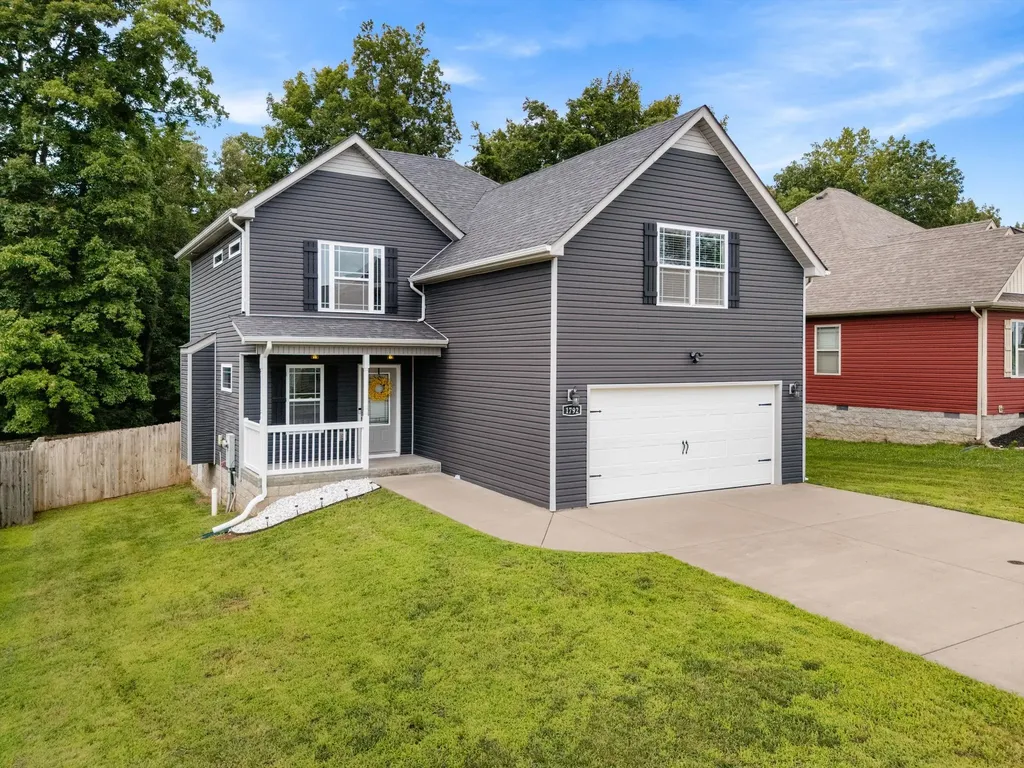 1792 Rains Road Clarksville TN 37042