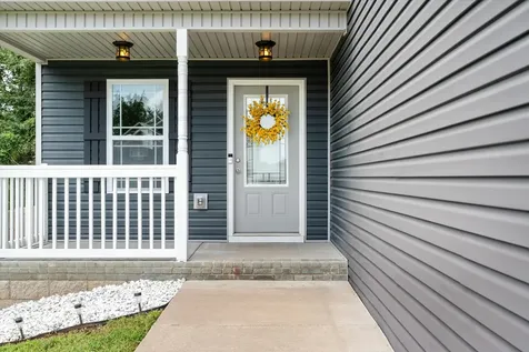 1792 Rains Road Clarksville TN 37042