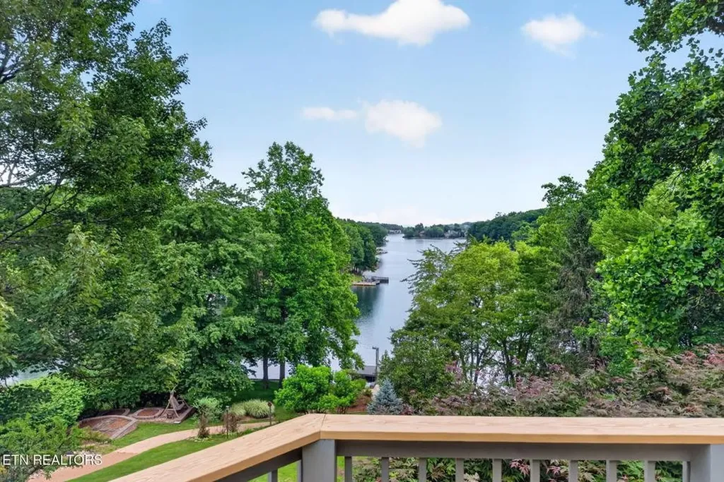 150 Lynhurst Drive Crossville TN 38558