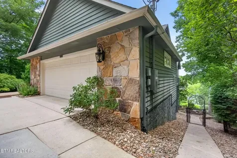 150 Lynhurst Drive Crossville TN 38558