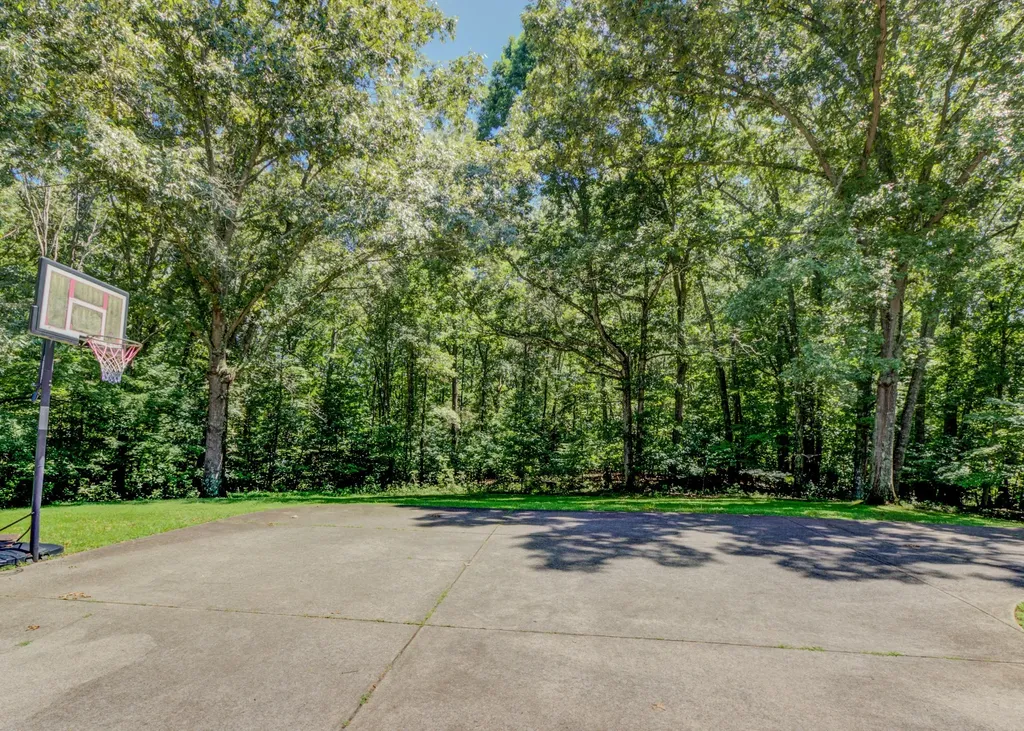 3970 Miller Drive Clarksville TN 37043
