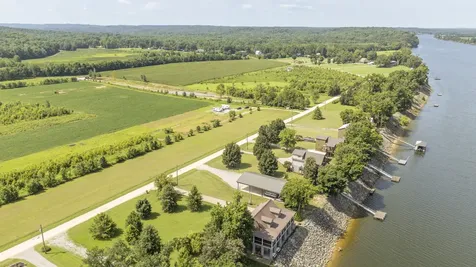 0 Col James Hardin Road Clifton TN 38425