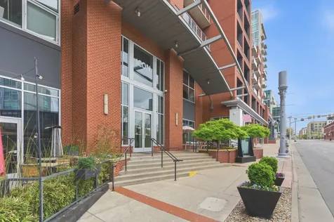 600 12th Ave S Apt 430 Nashville TN 37203