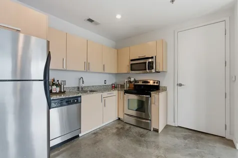 600 12th Ave S Apt 430 Nashville TN 37203