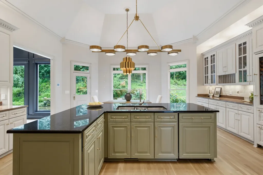 553 Grand Oaks Drive Brentwood TN 37027