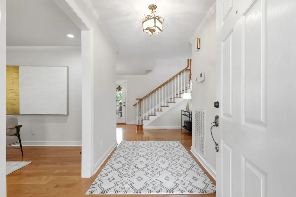 444 Old Pond Lane Dickson TN 37055
