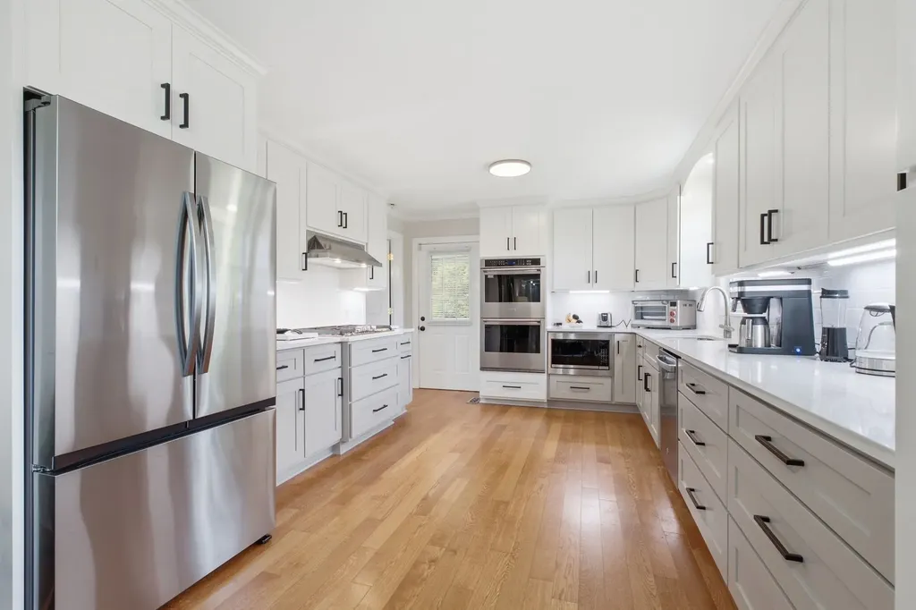 444 Old Pond Lane Dickson TN 37055