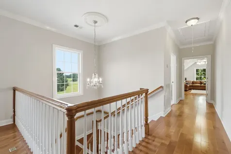 444 Old Pond Lane Dickson TN 37055