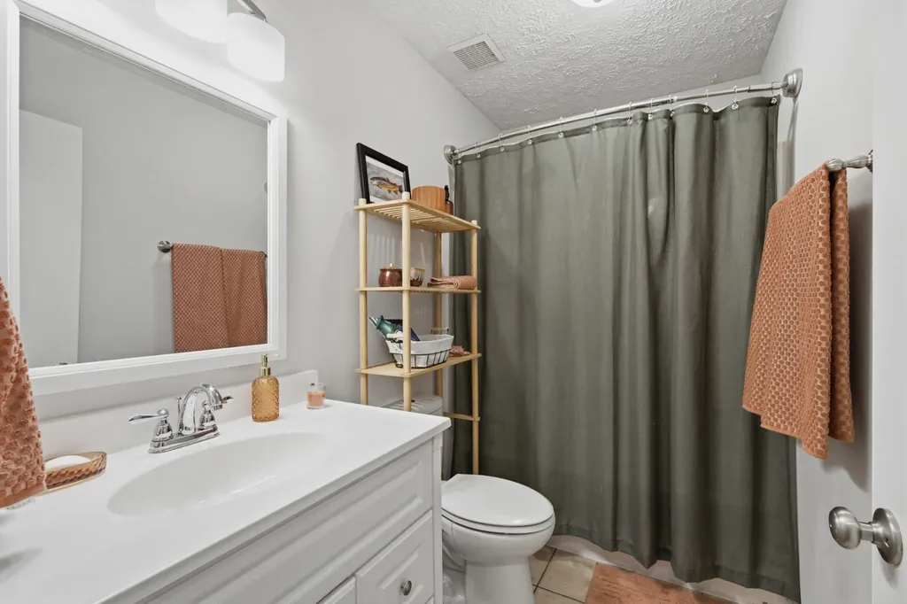 365 N Birchwood Drive Hendersonville TN 37075