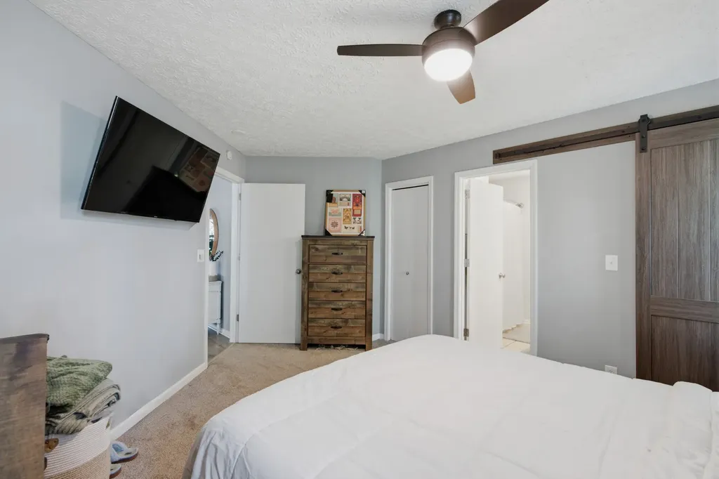 365 N Birchwood Drive Hendersonville TN 37075