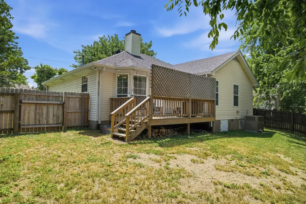 365 N Birchwood Drive Hendersonville TN 37075