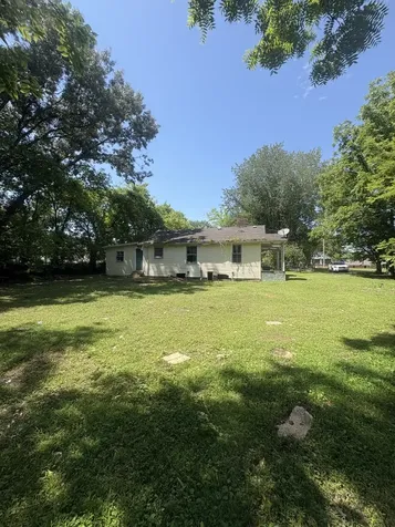 588 19th Ave, W Springfield TN 37172