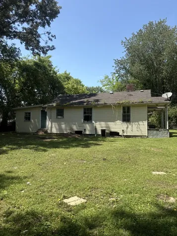 588 19th Ave, W Springfield TN 37172