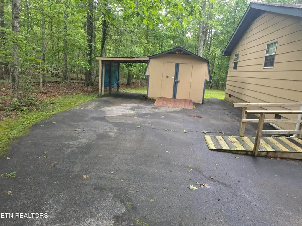 4007 Kato Drive Crossville TN 38572