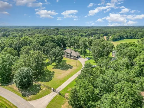 1640 Eno Road Dickson TN 37055