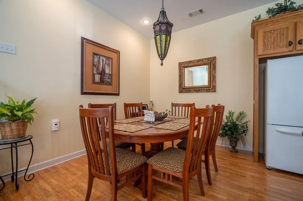 15 Clifton Road Lawrenceburg TN 38464