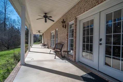 15 Clifton Road Lawrenceburg TN 38464