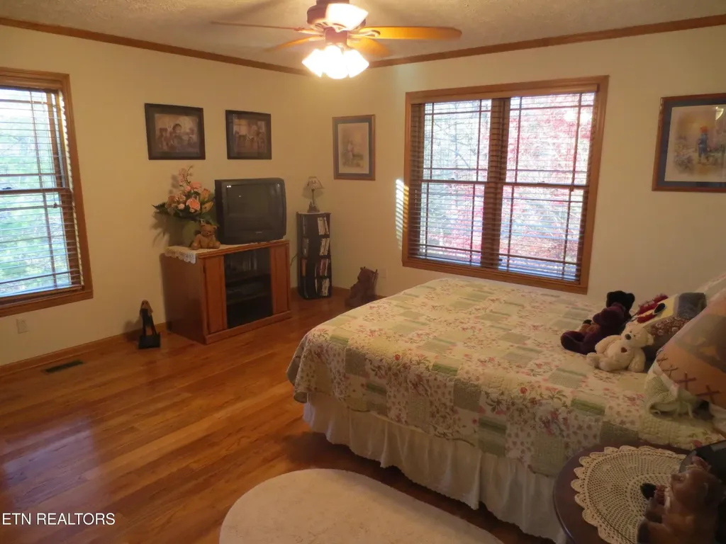 1536 Turkey Creek Road Tellico Plains TN 37385