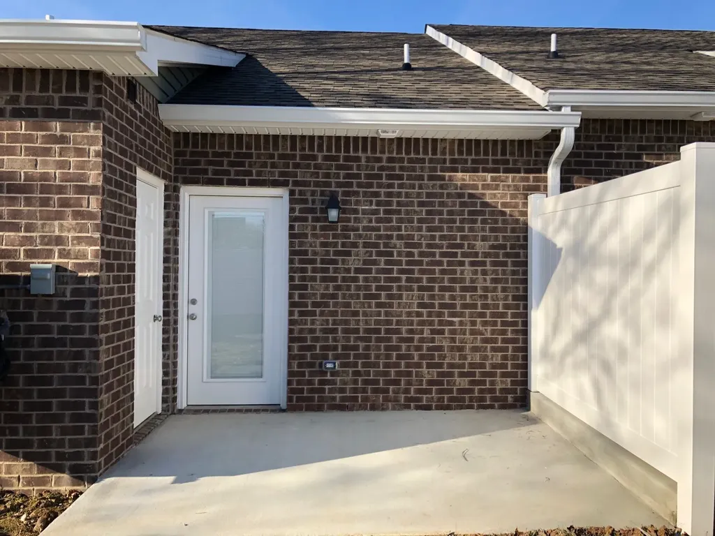 1201 S Water Avenue Gallatin TN 37066