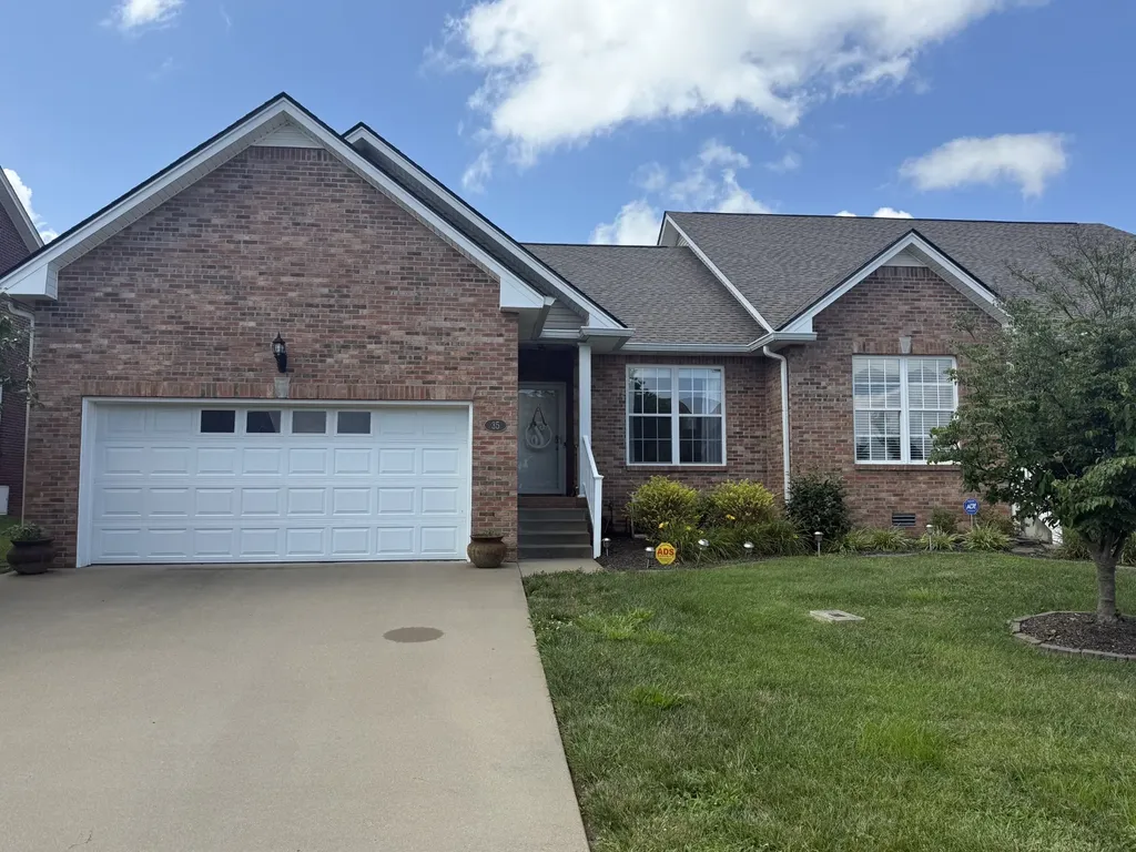 35 Townsend Way Clarksville TN 37043
