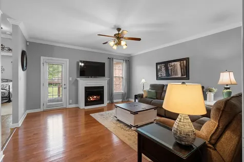35 Townsend Way Clarksville TN 37043