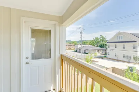 2006 Chamberlain Avenue Chattanooga TN 37404