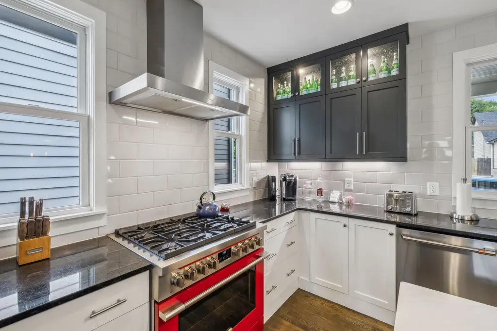 1007 10th Avenue N Nashville TN 37208