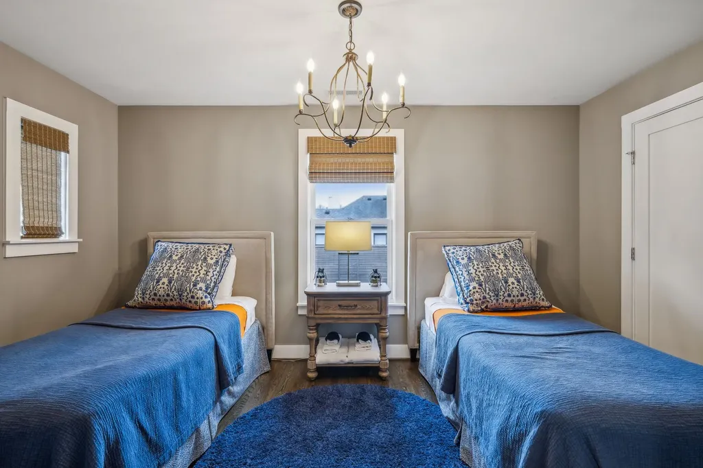 1007 10th Avenue N Nashville TN 37208