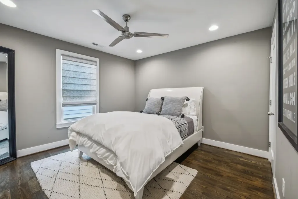 1007 10th Avenue N Nashville TN 37208