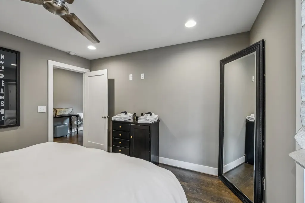 1007 10th Avenue N Nashville TN 37208