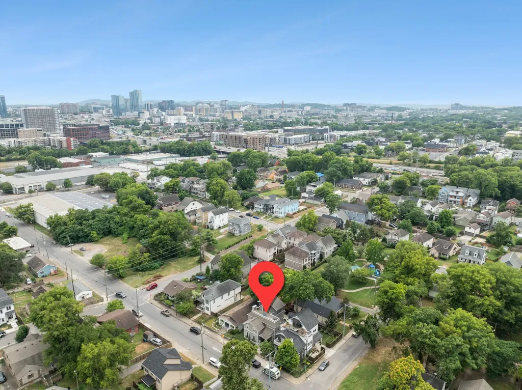 1007 10th Avenue N Nashville TN 37208