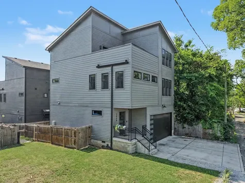704B 29th Ave, N Nashville TN 37209