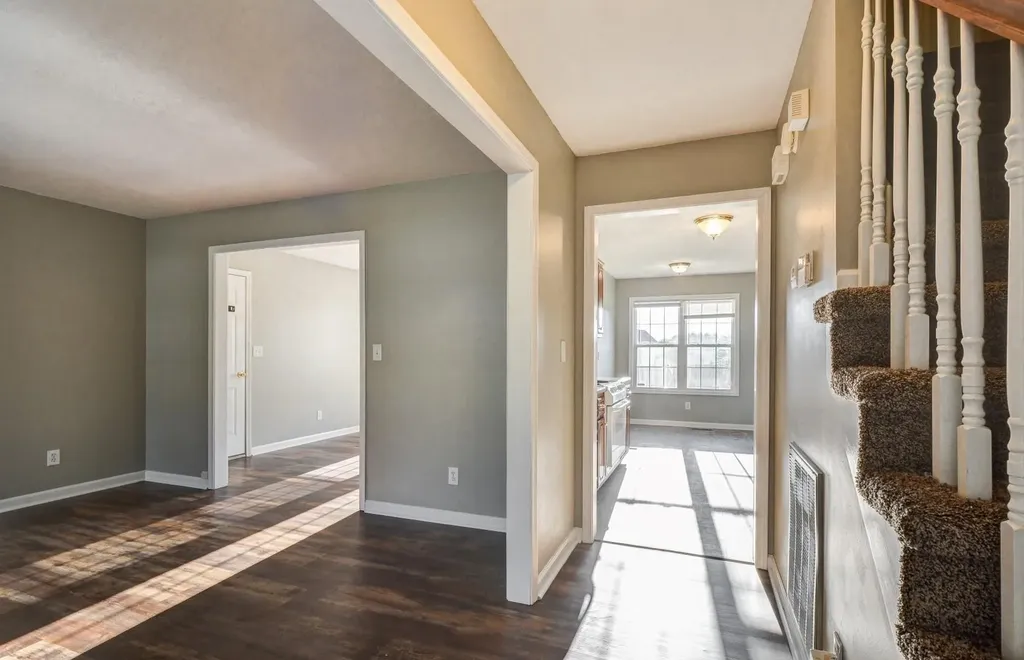 1634 Windriver Clarksville TN 37042