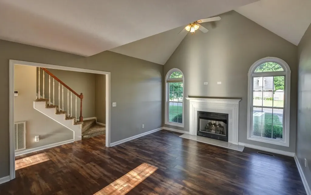 1634 Windriver Clarksville TN 37042
