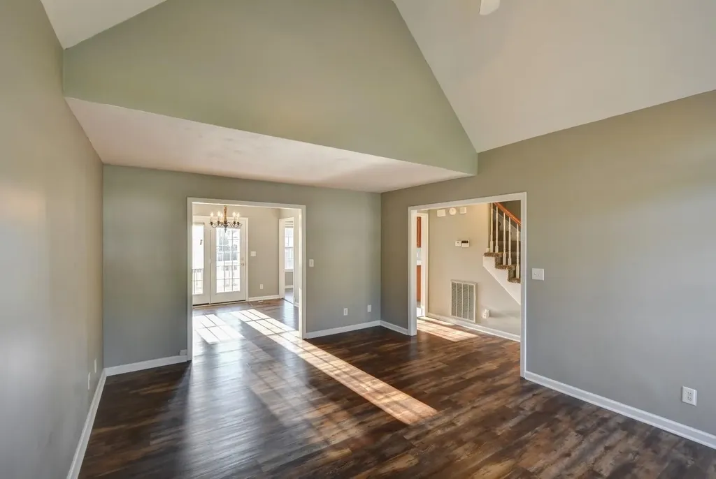 1634 Windriver Clarksville TN 37042