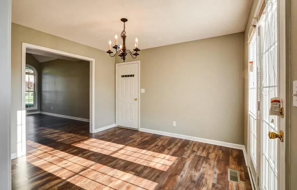 1634 Windriver Clarksville TN 37042