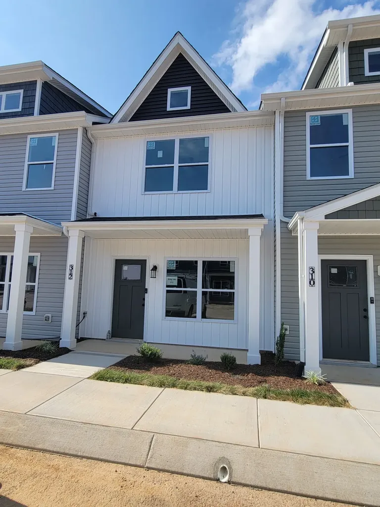 312 Front Ridge Circle Clarksville TN 37040