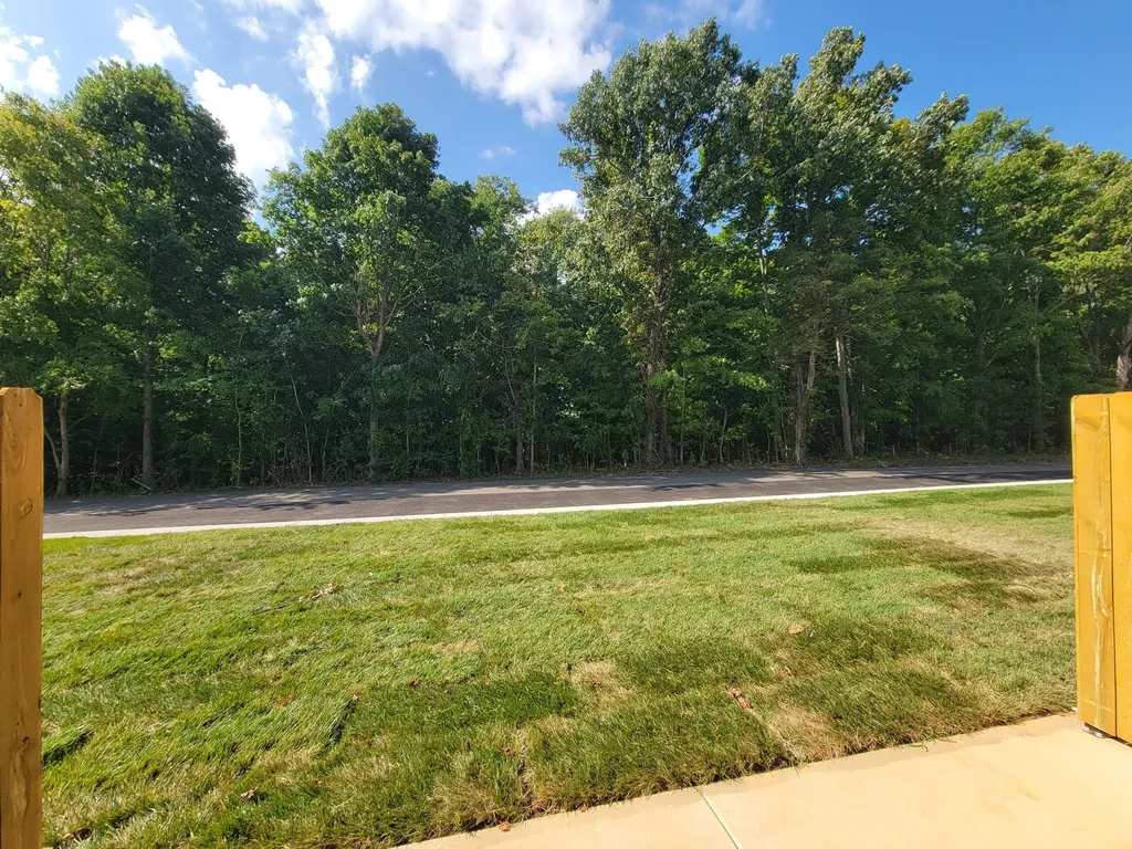 312 Front Ridge Circle Clarksville TN 37040
