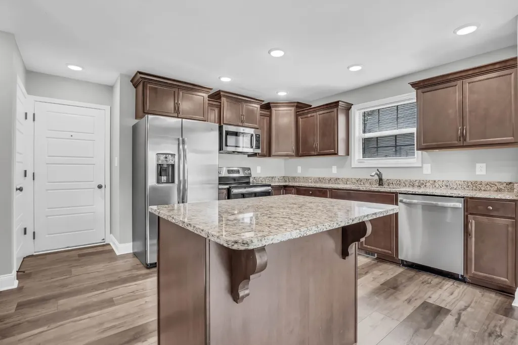 843 Crestone Lane Clarksville TN 37042