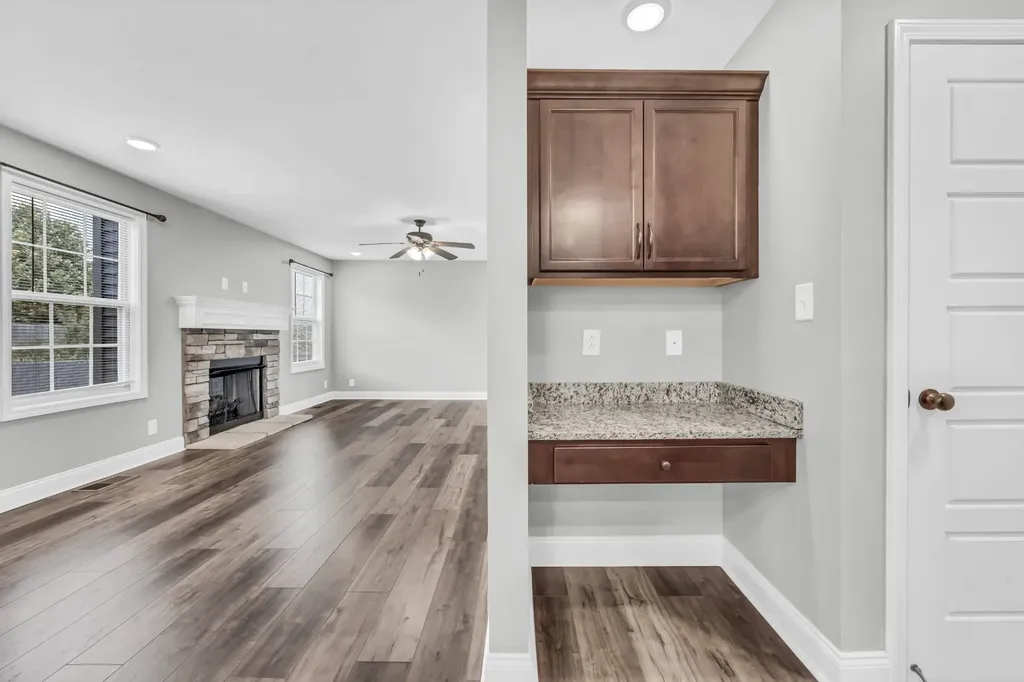 843 Crestone Lane Clarksville TN 37042