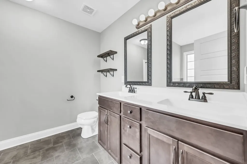 843 Crestone Lane Clarksville TN 37042